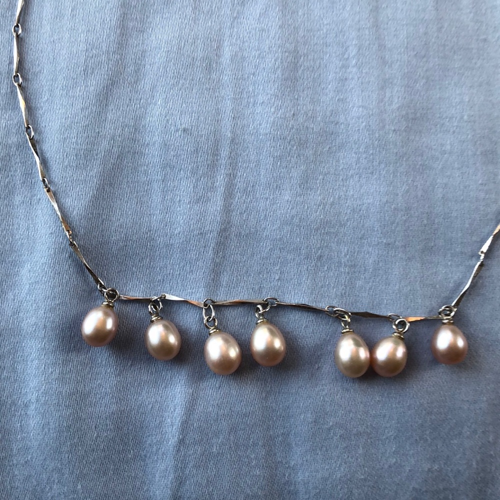 Pearl drop necklace. - Picture 3 of 4